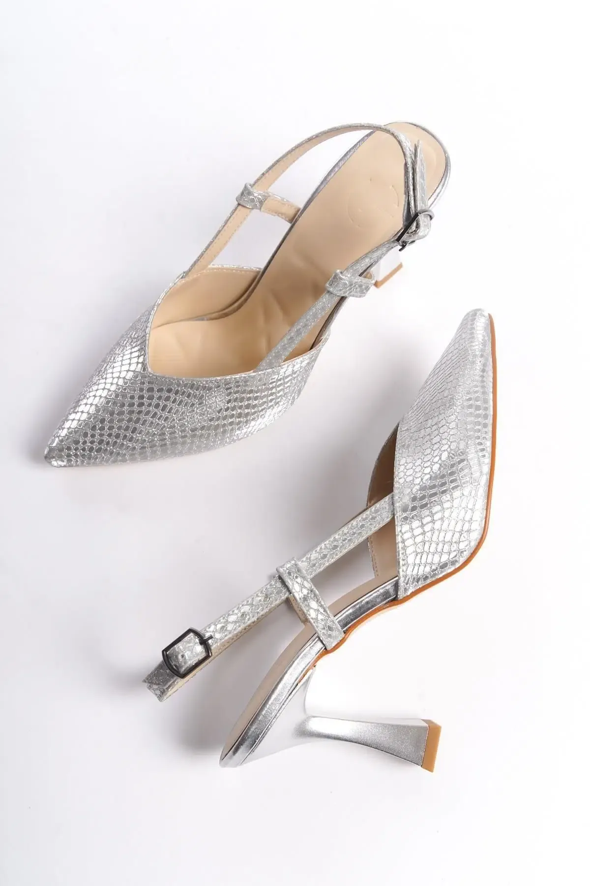 Topuklu Ayakkabıda Konfor Mümkün mü? Arkası Açık Stiletto Modellerinin Avantajları