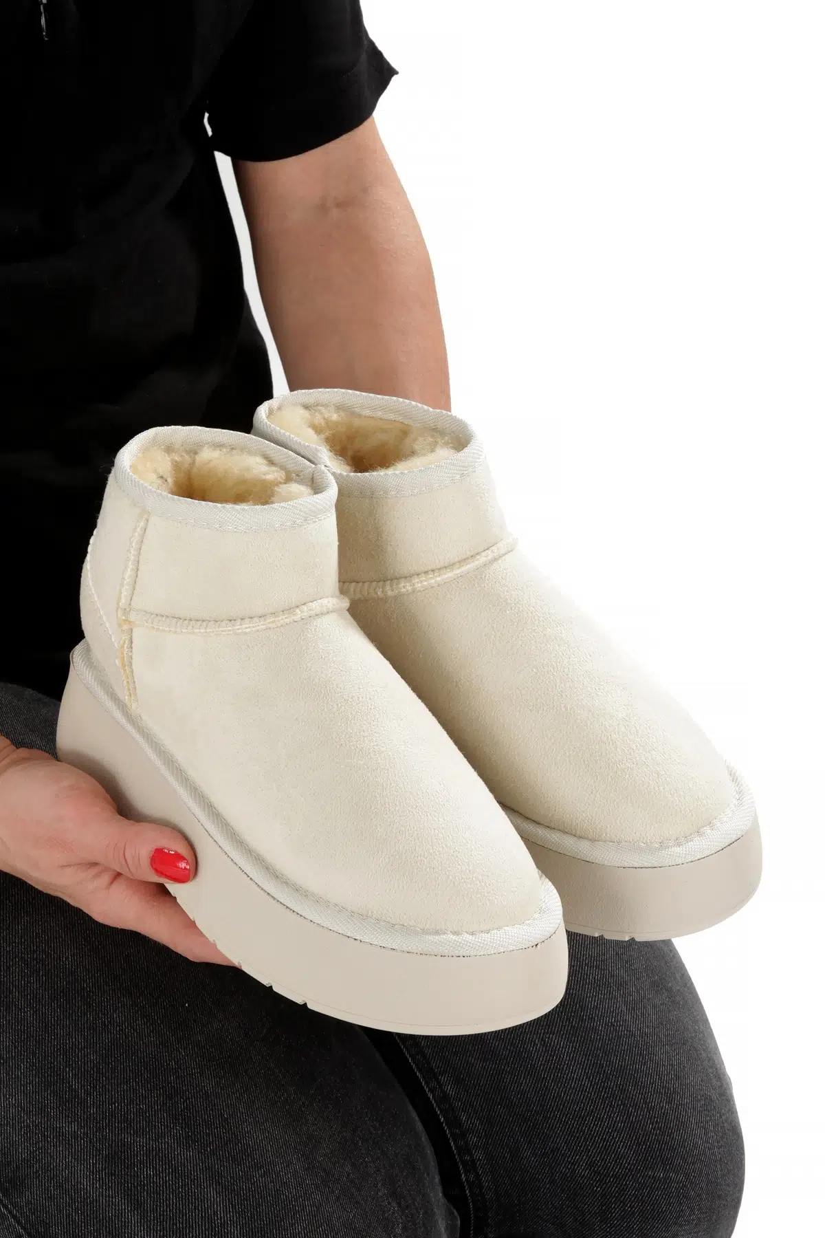 Bej Süet Kalın Taban İçi Yünlü Kürklü Kadın Bot FON44