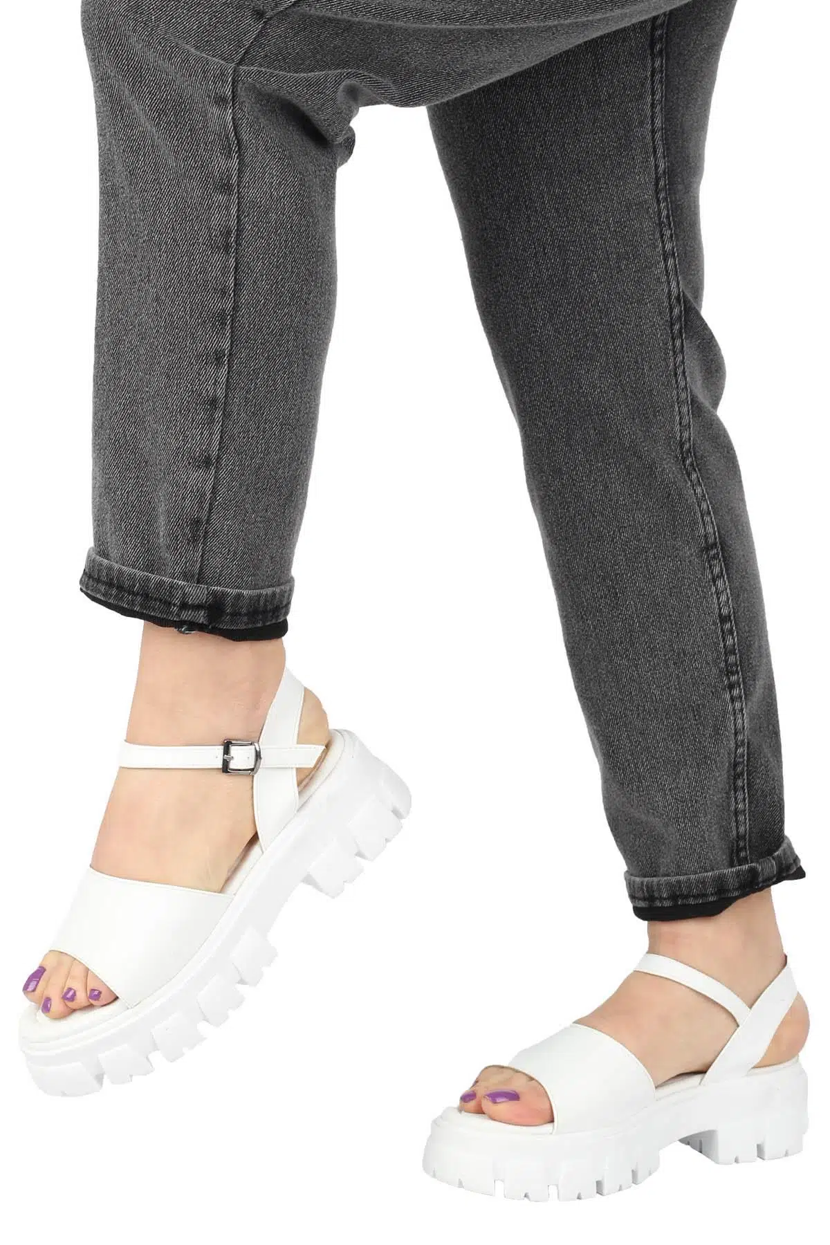 Beyaz Kalın Tabanlı Tek Bant Sandalet - Vispo