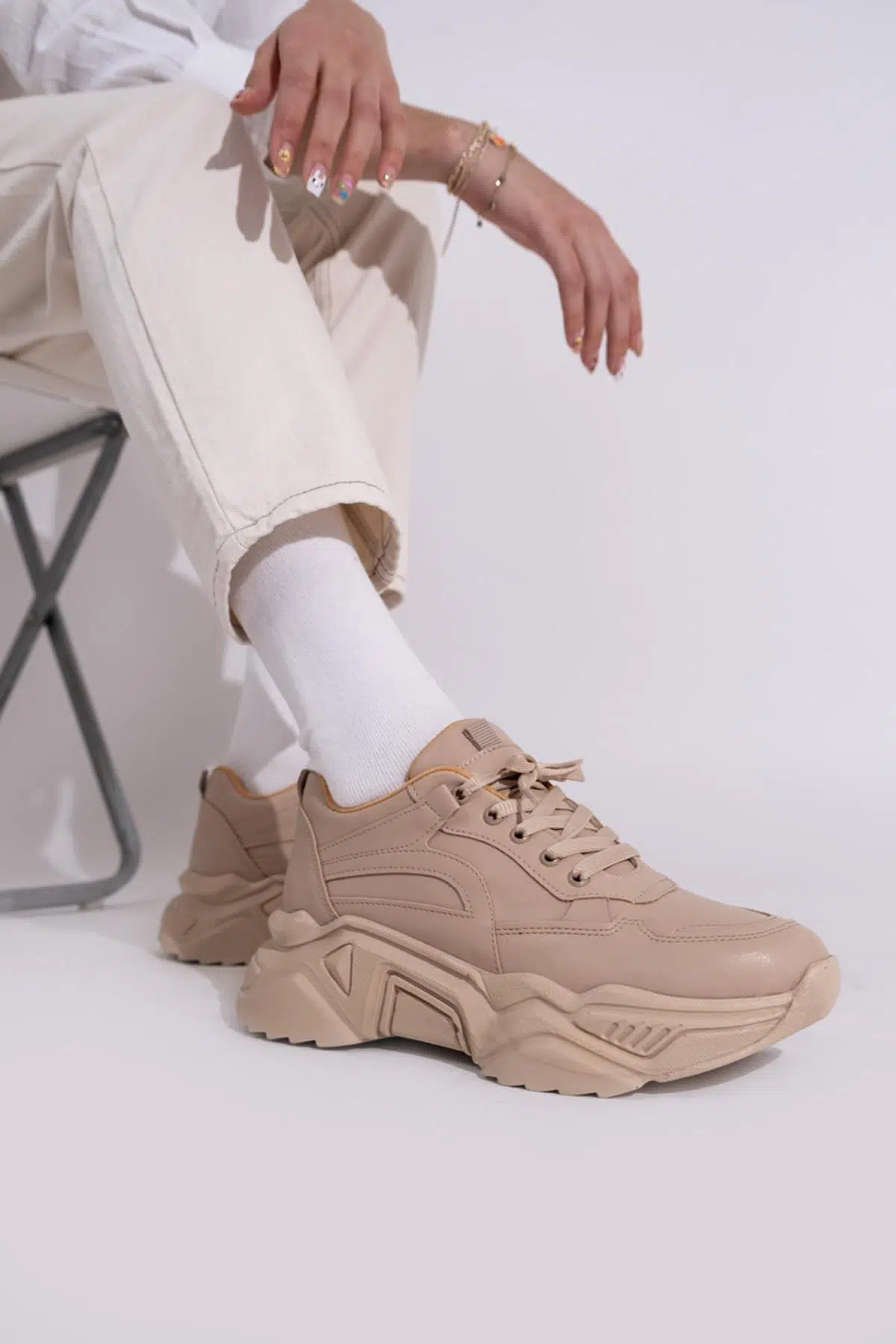 Kadın Kalın Tabanlı Düz Ten Sneaker Spor Ayakkabı - Fashi